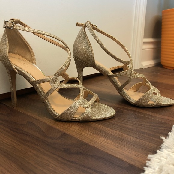 ✨STUNNING✨Badgely Mischka Gold Sparkle Heel - Picture 6 of 6